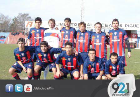 Peñarol estrenó casaca